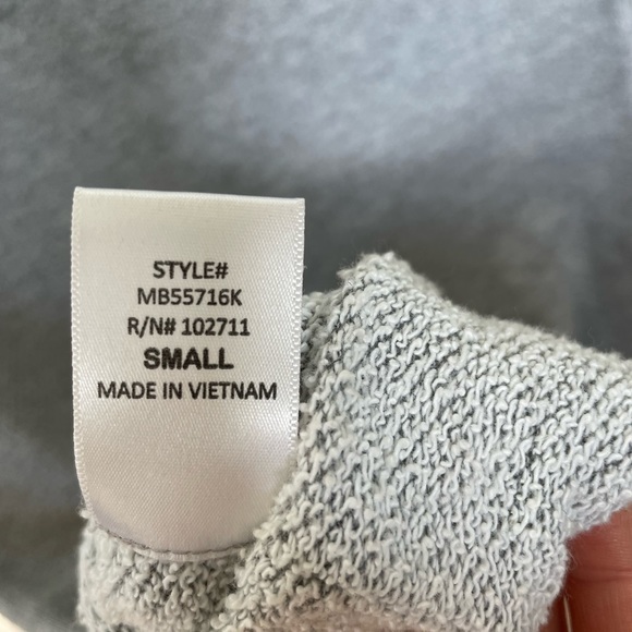 Gibson Long Sleeve Shirt Size Small - Picture 3 of 7